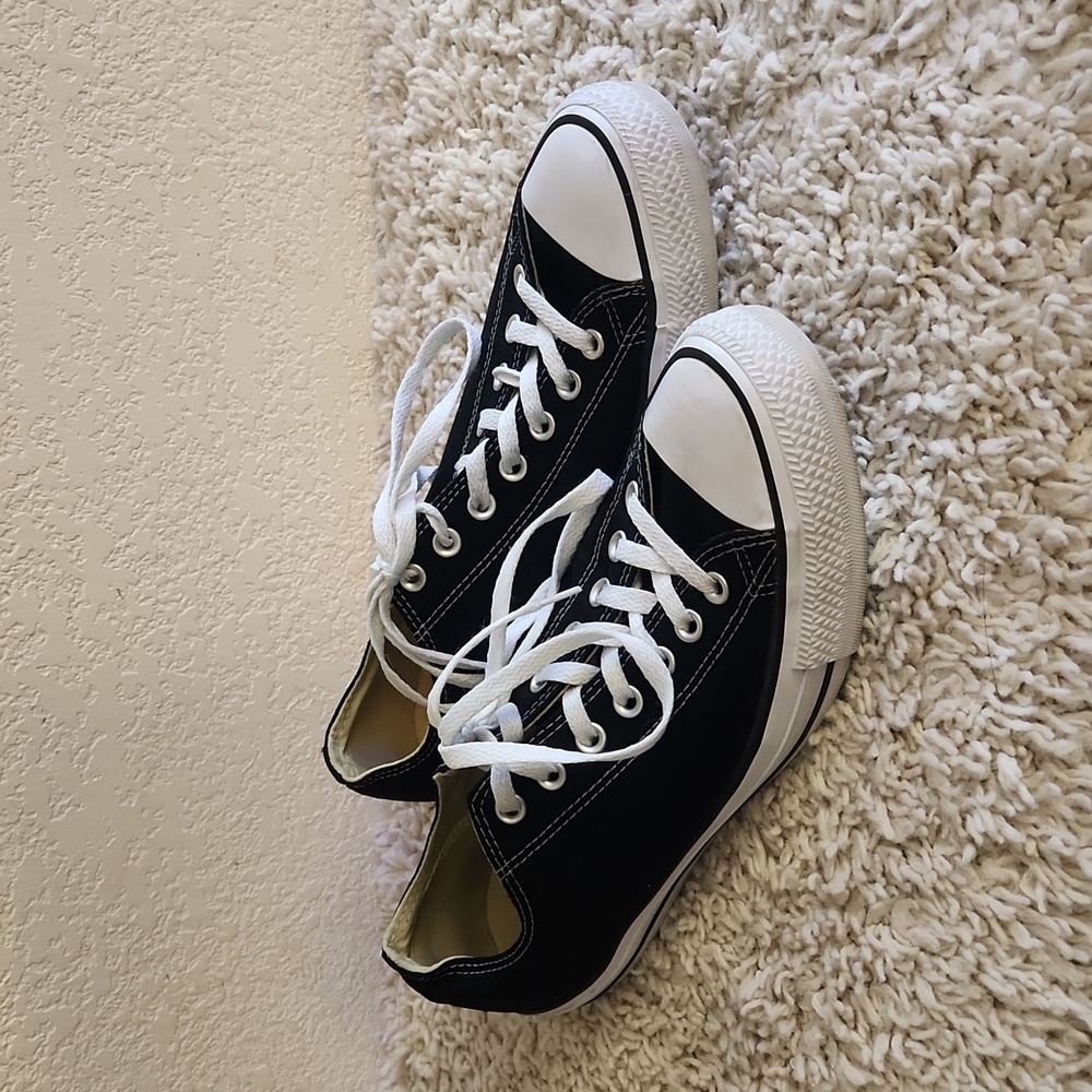 Converse size 11, black